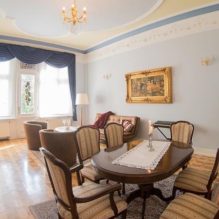 Schlosshotel Zum Markgrafen Кведлінбург Екстер'єр фото