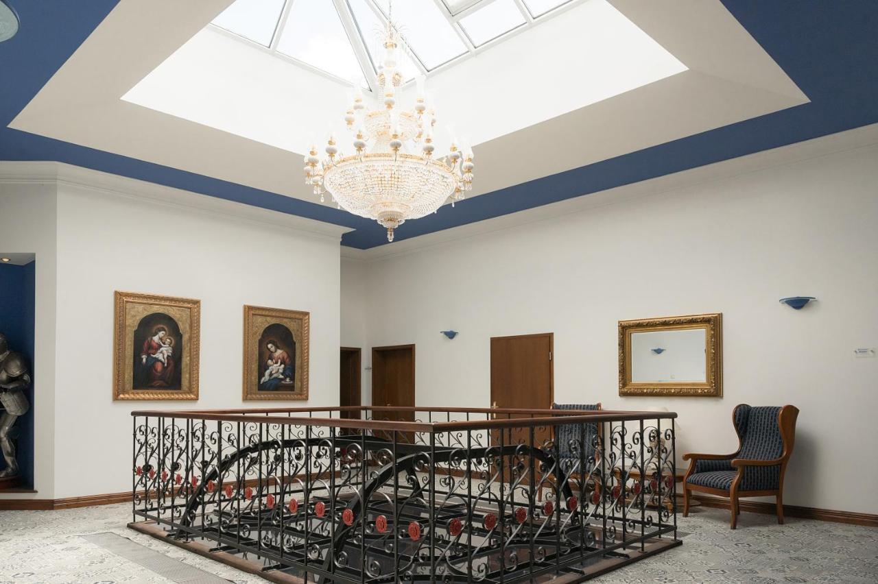 Schlosshotel Zum Markgrafen Кведлінбург Екстер'єр фото
