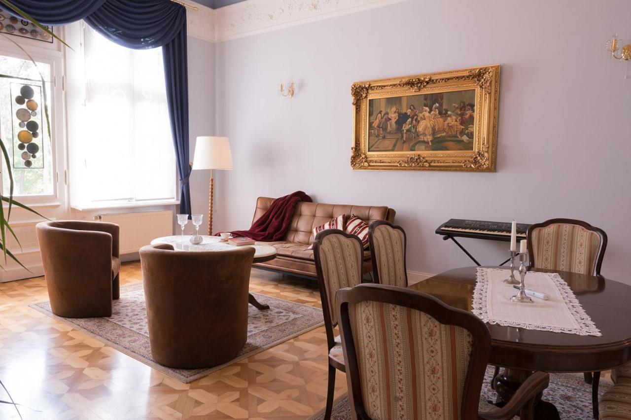Schlosshotel Zum Markgrafen Кведлінбург Екстер'єр фото
