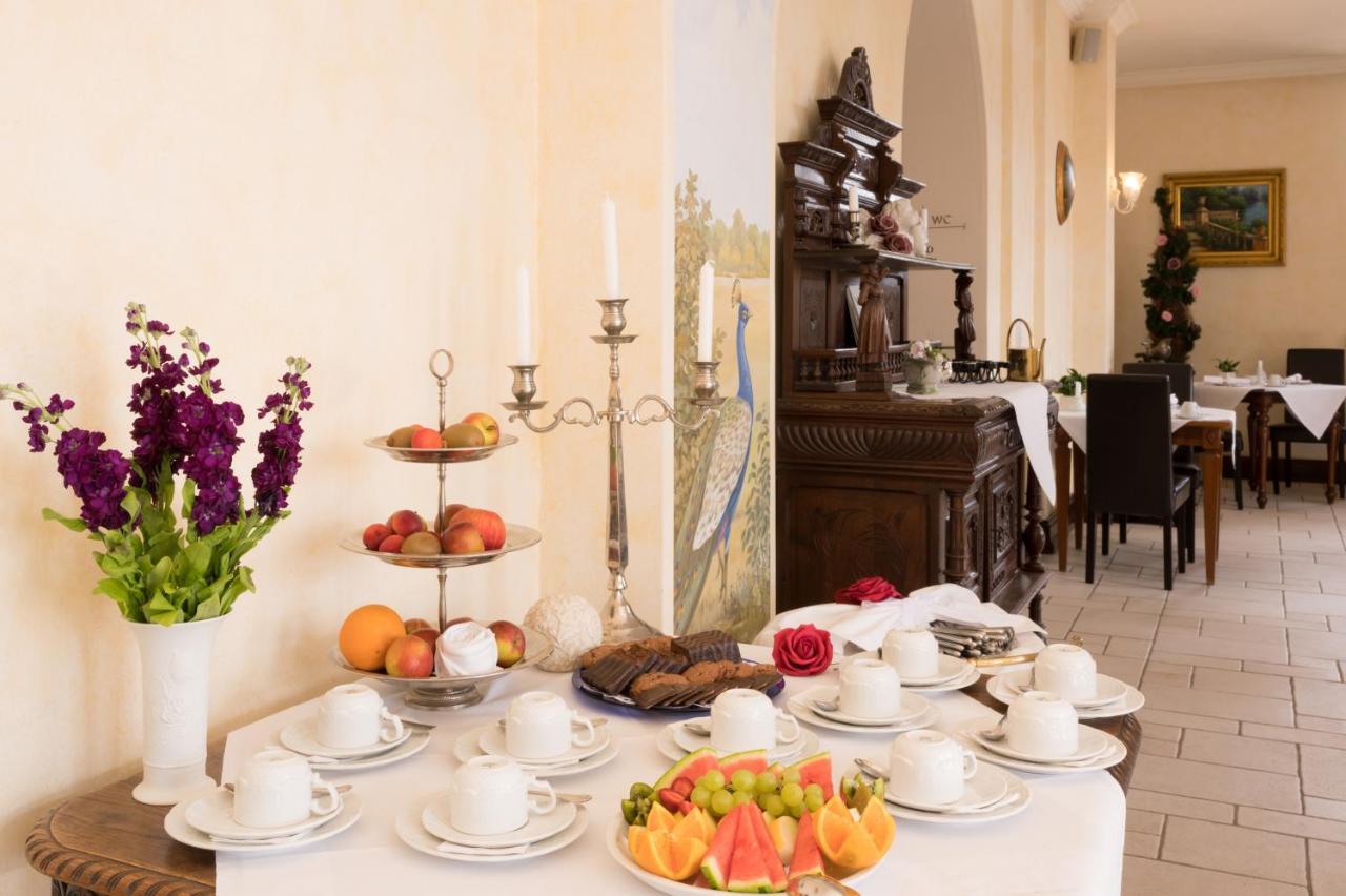 Schlosshotel Zum Markgrafen Кведлінбург Екстер'єр фото