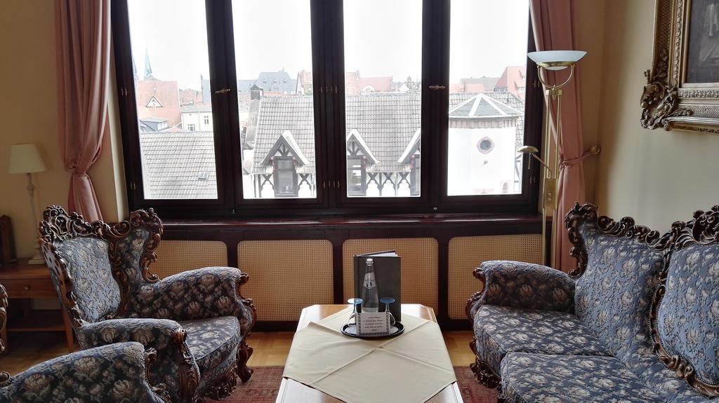 Schlosshotel Zum Markgrafen Кведлінбург Екстер'єр фото