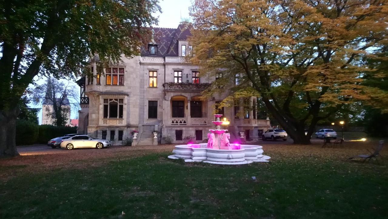 Schlosshotel Zum Markgrafen Кведлінбург Екстер'єр фото